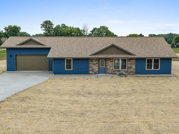 1123 S Gale Ave, Wisconsin Dells, WI 53965