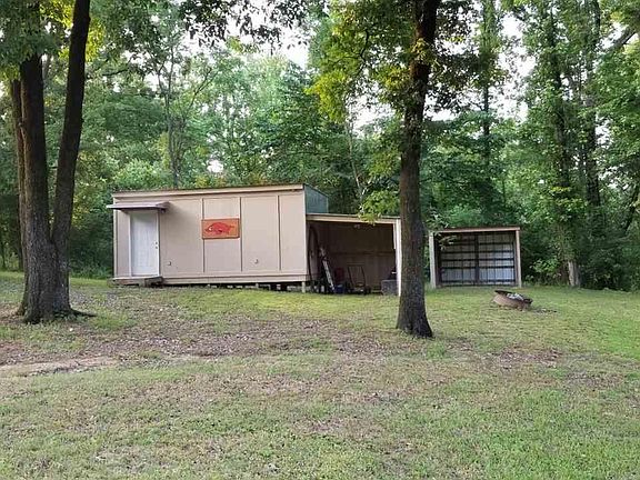 4th image of 34 Aaron Ln