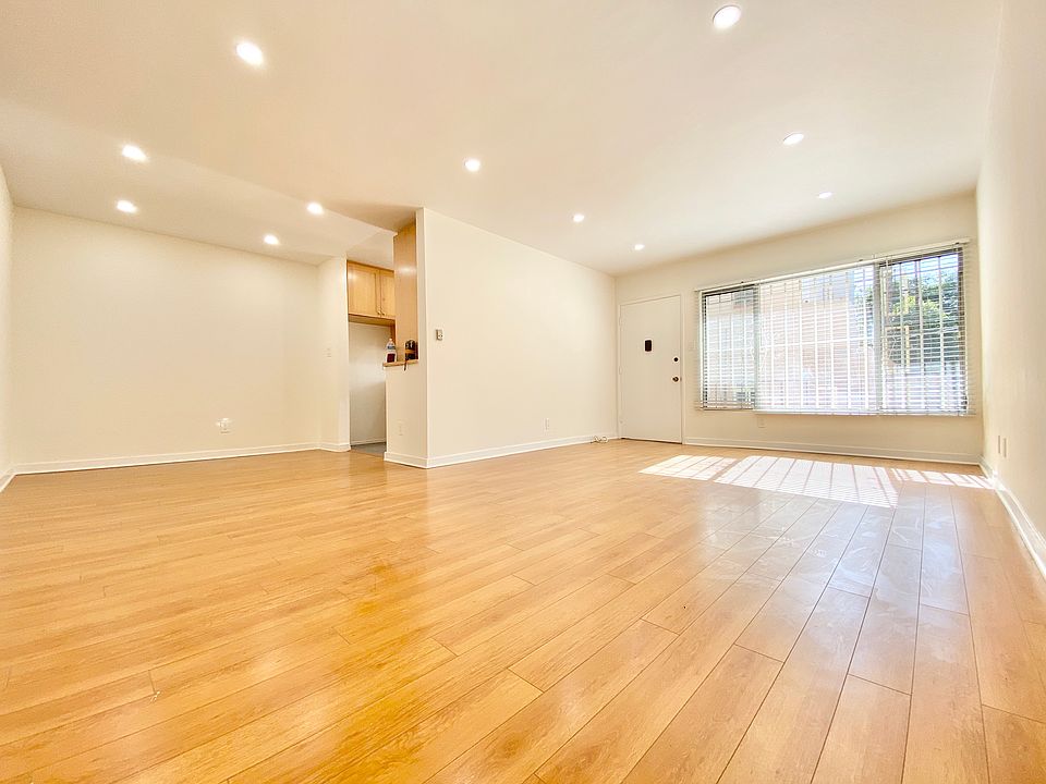 1st image of 925 S Holt Ave #3
