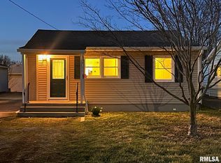 3313 E Carpenter St, Springfield, IL 62702