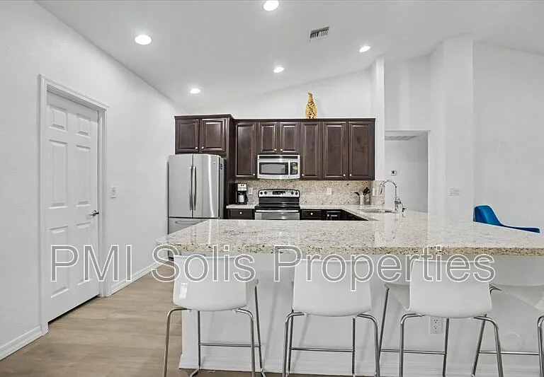 10198 E San Salvador Dr — Photo 8