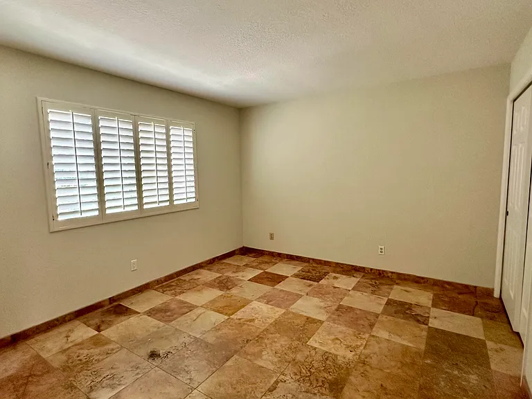 4014 E Cortez St — Photo 25