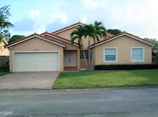 15201 SW 142nd Ter, Miami, FL 33196