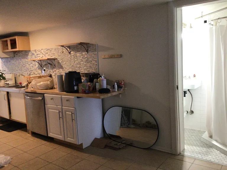 425 35th Pl #2 — Photo 8
