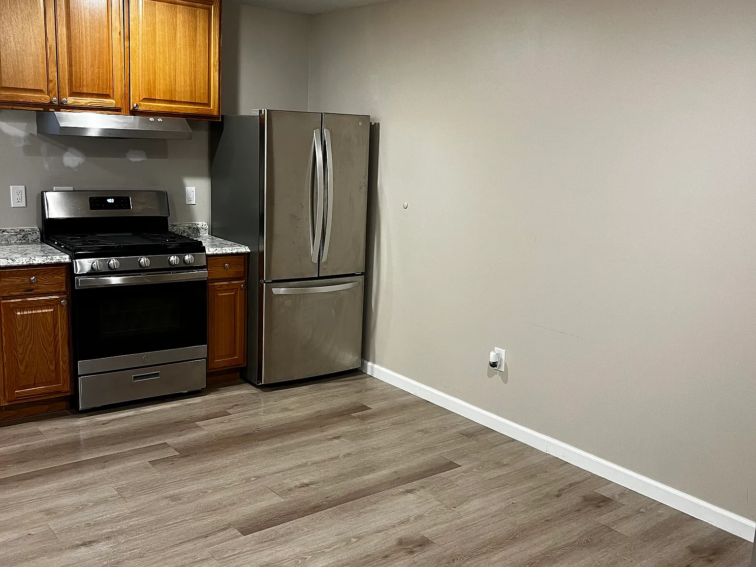 Studio, 765 sqft, $1,600 — Photo 4