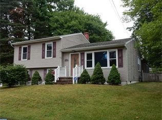 817 Bentley Rd, Lindenwold, NJ 08021