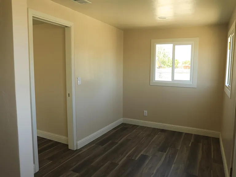 422 Pine St — Photo 7