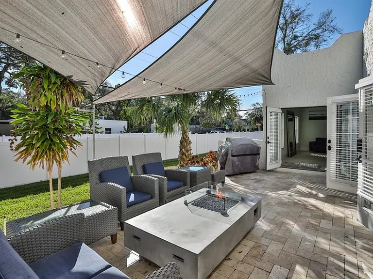 4534 W Beachway Dr — Photo 13