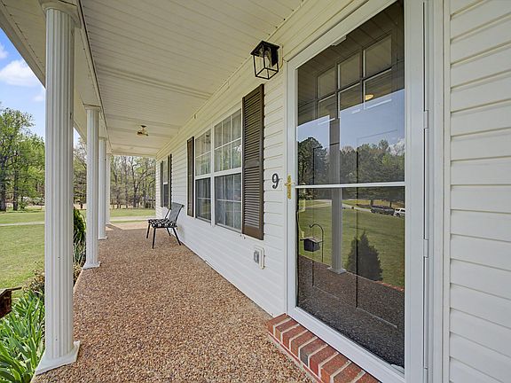 3rd image of 9 Bessie Clark Rd