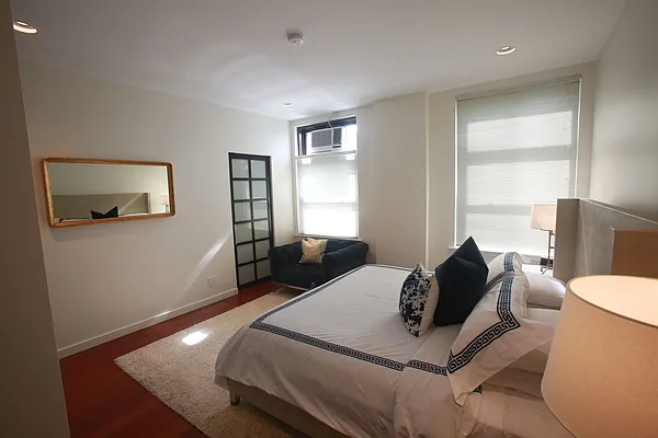 Sold by Royalty Living NYC | media 7