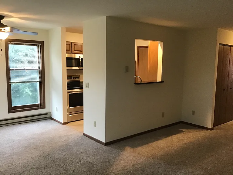 High Point Commons Apartments — Photo 97