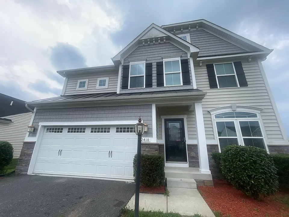 2410 Walthall Ct
