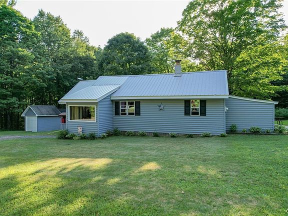 4th image of 2249 Kumrow Rd