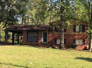 6622 King William Dr, Morrow, GA 30260