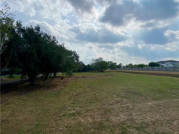 24243 Russell Ln, Harlingen, TX 78552