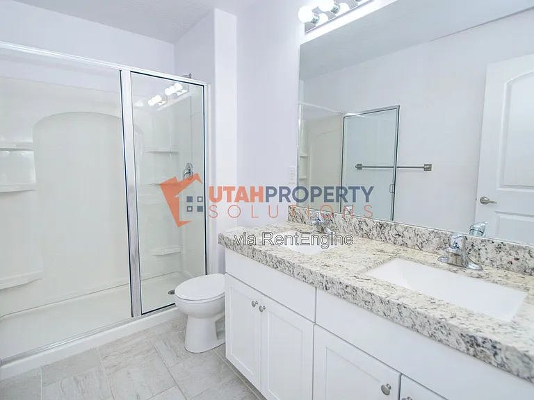 1790 W Dalmeny Way — Photo 15