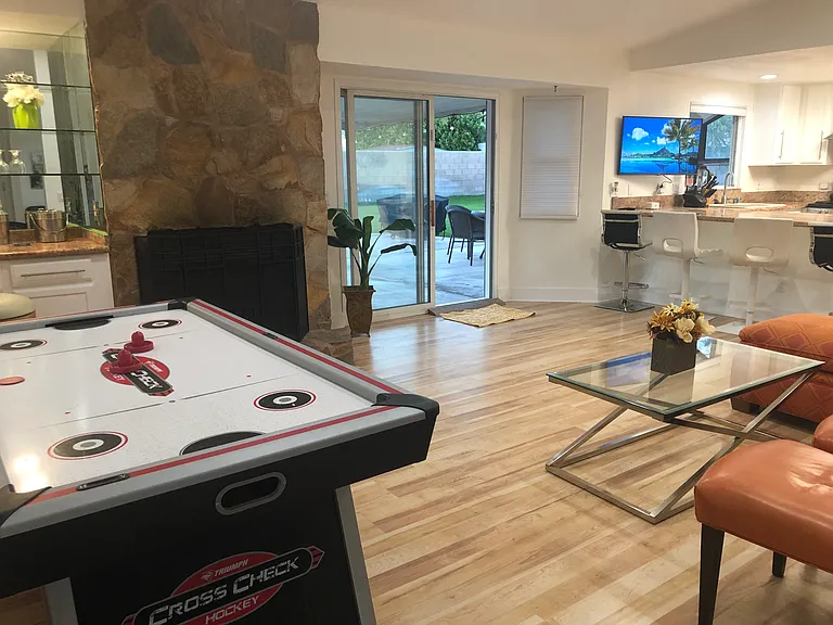 2323 N Sandra Rd — Photo 11