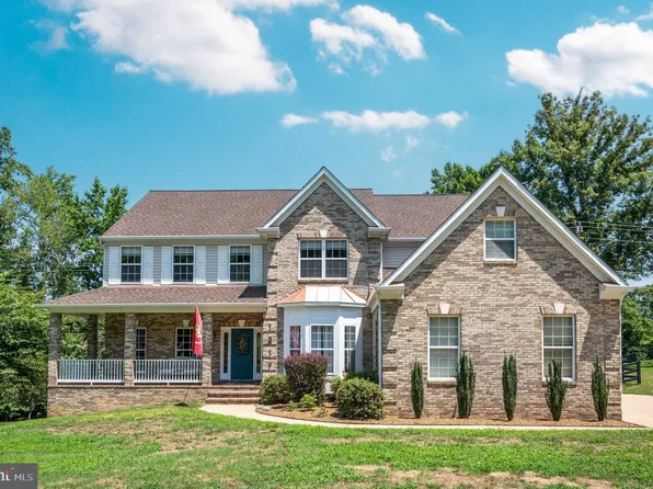 1217 Aquia Dr, Stafford, VA 22554