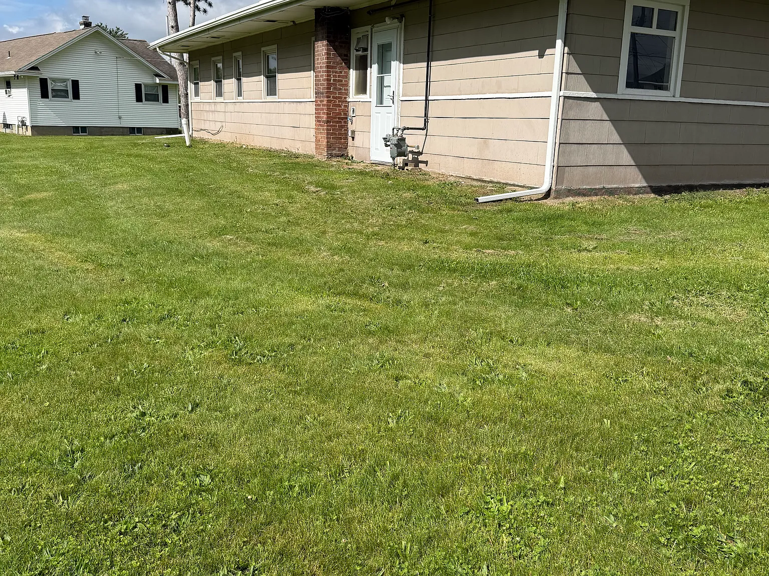 2 bed, $2,100 — Photo 4