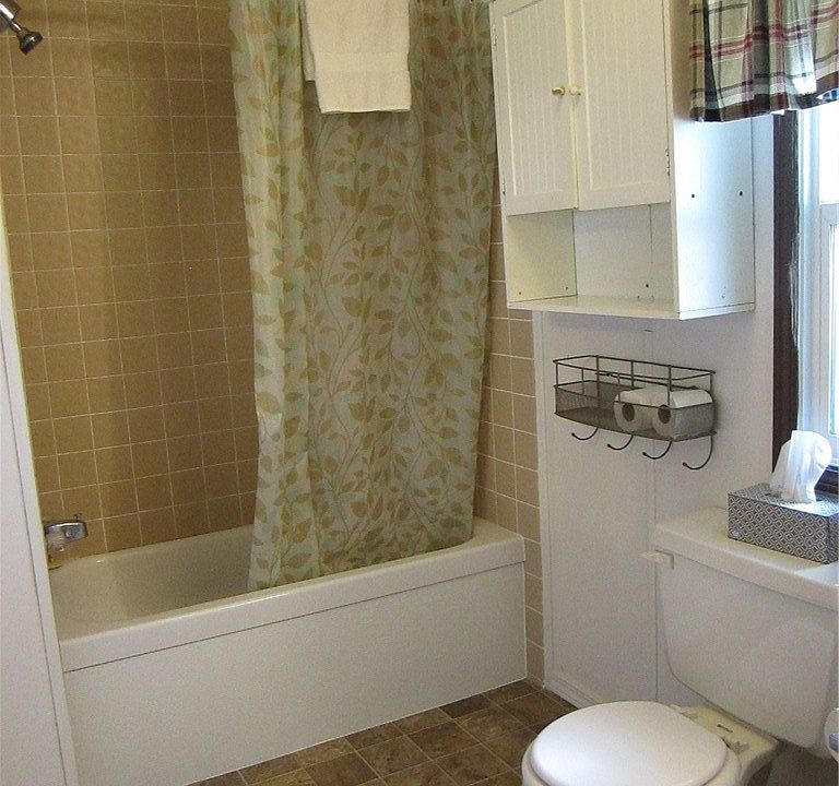 1st image of 5659 Road 4 NE