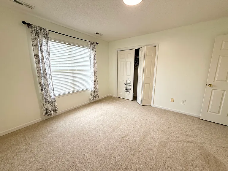 5509 Glencree Ct — Photo 29
