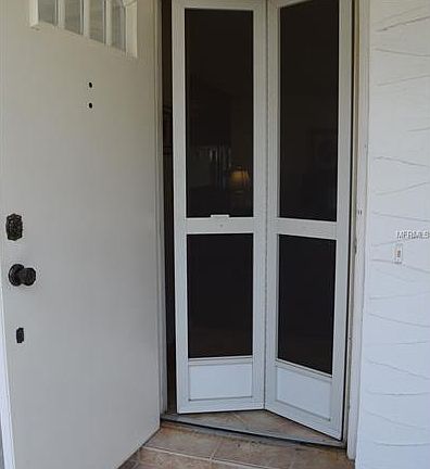 2nd image of 5620 Garden Lakes Palm