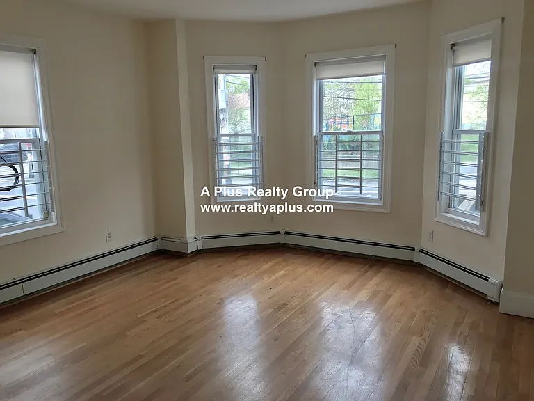 14 Schiller St #3 — Photo 22
