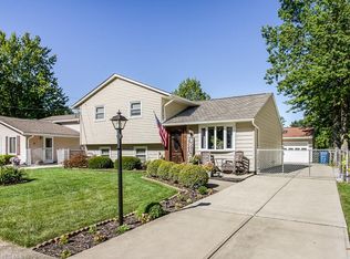 6174 Rosebelle Ave, North Ridgeville, OH 44039