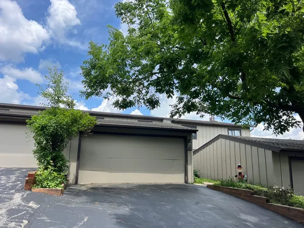 1104 Florimond Dr, Elgin, IL 60123
