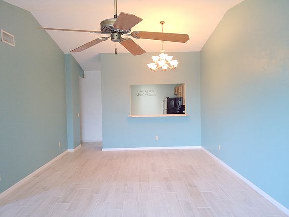 5th image of 190 Limewood Pl Unit 3