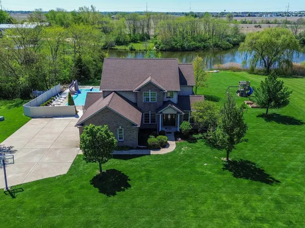 26805 Liberty Ln, Washington, IL 61571