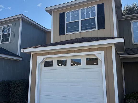 2nd image of 113 Commons Dr