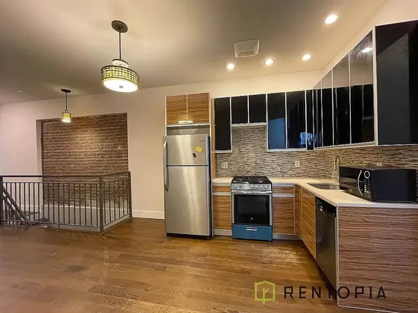 17 Troutman Street image 1 of 14