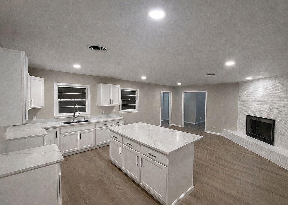 Renovated kitchen - Quartz