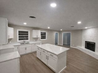 432 S Berkshire St, Crosbyton, TX 79322