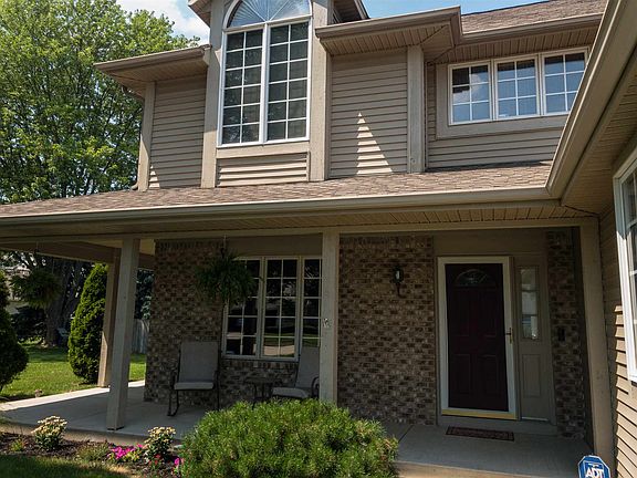 2nd image of 814 Brookside Dr S