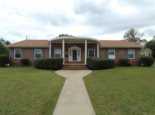 613 Holland Ave, Cayce, SC 29033