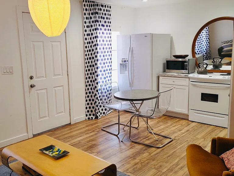 1118 E Roosevelt St #A — Photo 5