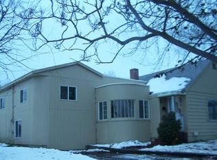 606 W Orchard Ave, Selah, WA