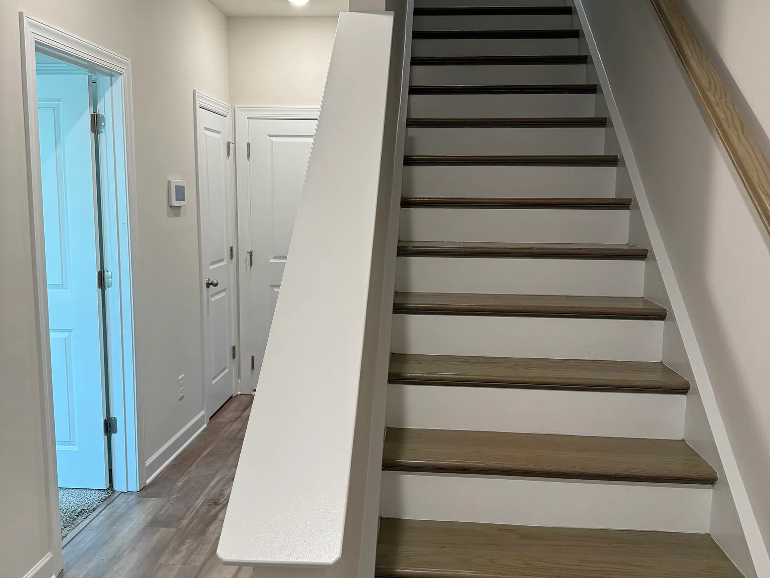 4 bed, 3.5 bath, 2058 sqft, $2,500 — Photo 4