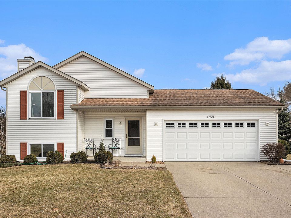 1st image of 1775 River Bend Dr