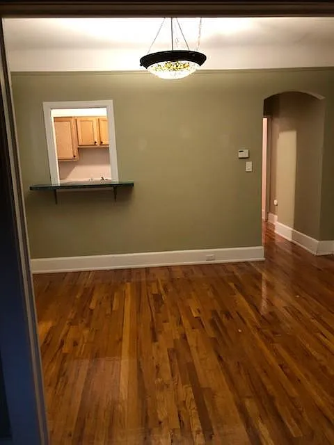 1 bed, 850 sqft, $1,050 — Photo 2