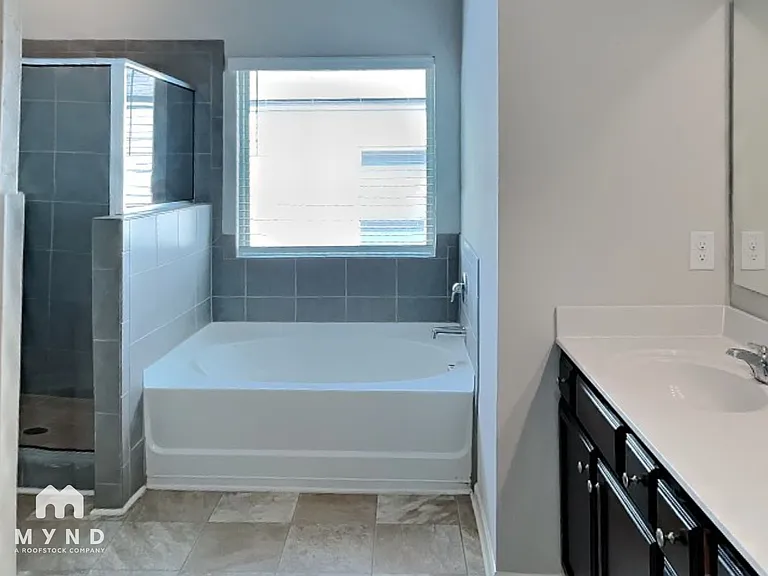 5018 Rapahoe Trl — Photo 11