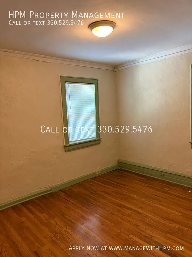 2 bed, 1.0 bath, $1,200 — Photo 2