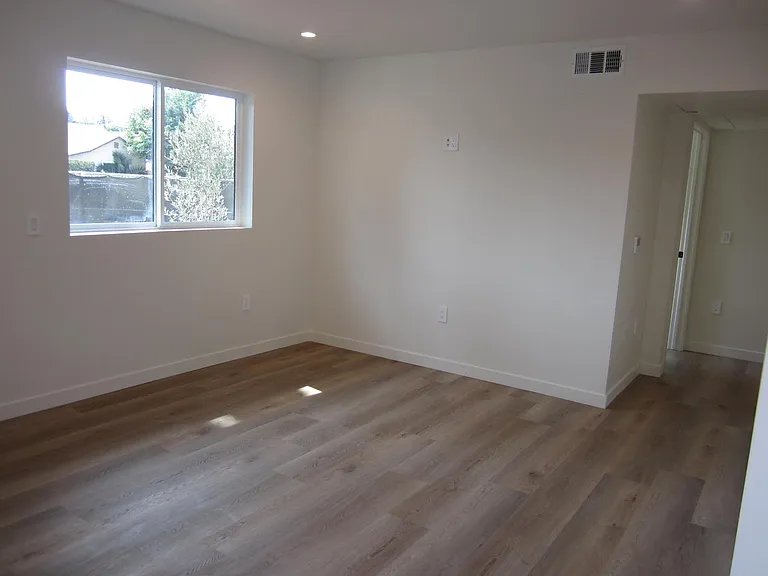 14747 Friar St #3 — Photo 3