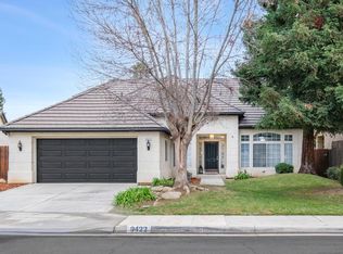 9422 N Backer Ave, Fresno, CA 93720