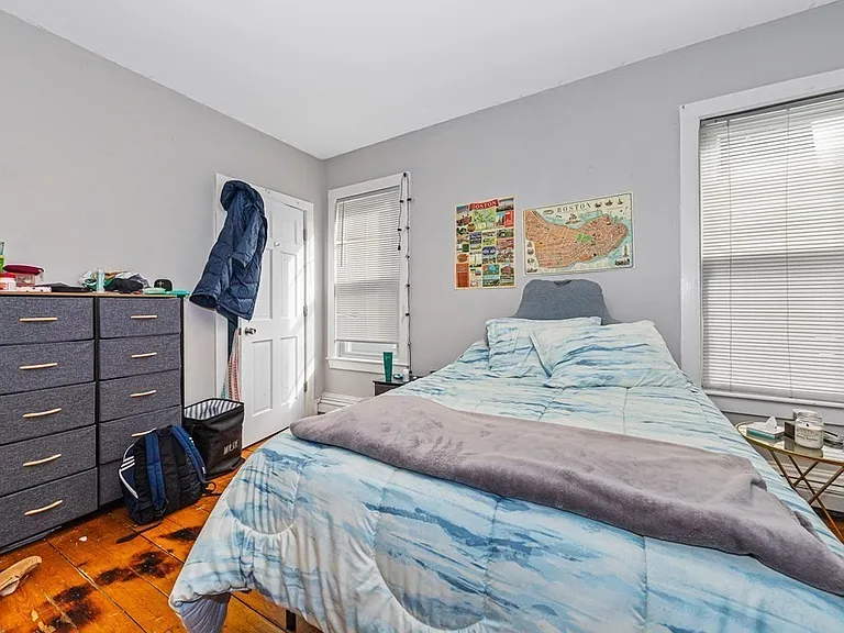 44-46 Hillside St #3D — Photo 6