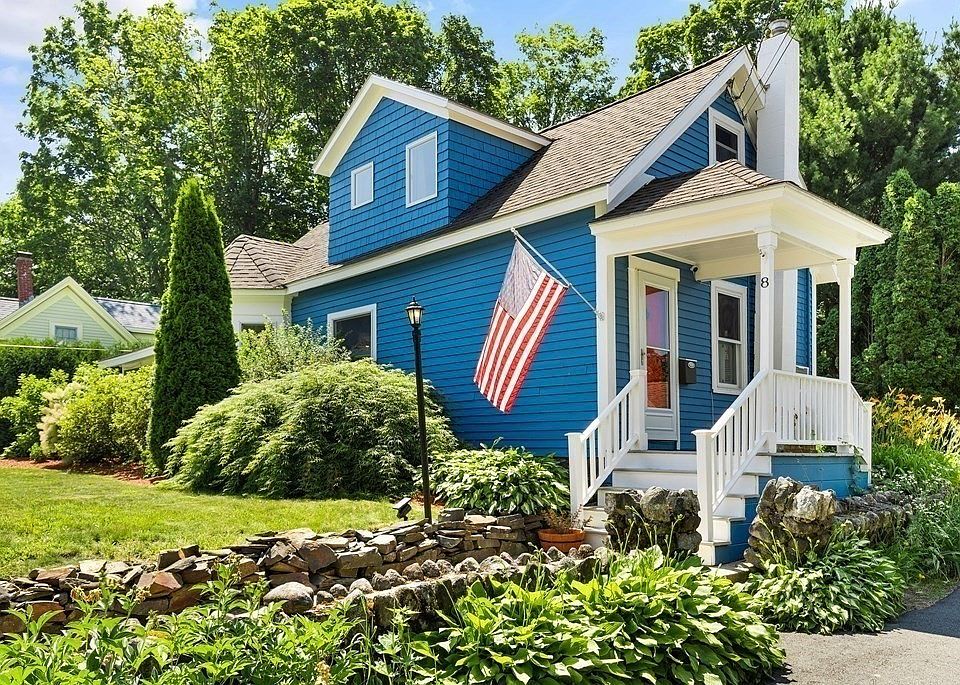 8 Hill St, Amesbury, MA 01913 Zillow