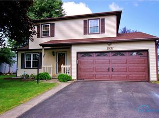 1937 Parc Rue, Northwood, OH 43619