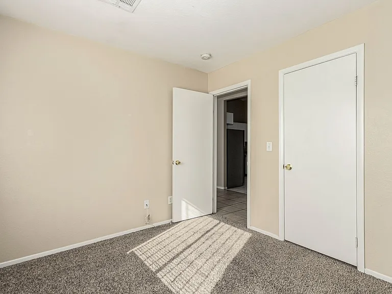 3873 Soda Springs Dr — Photo 18